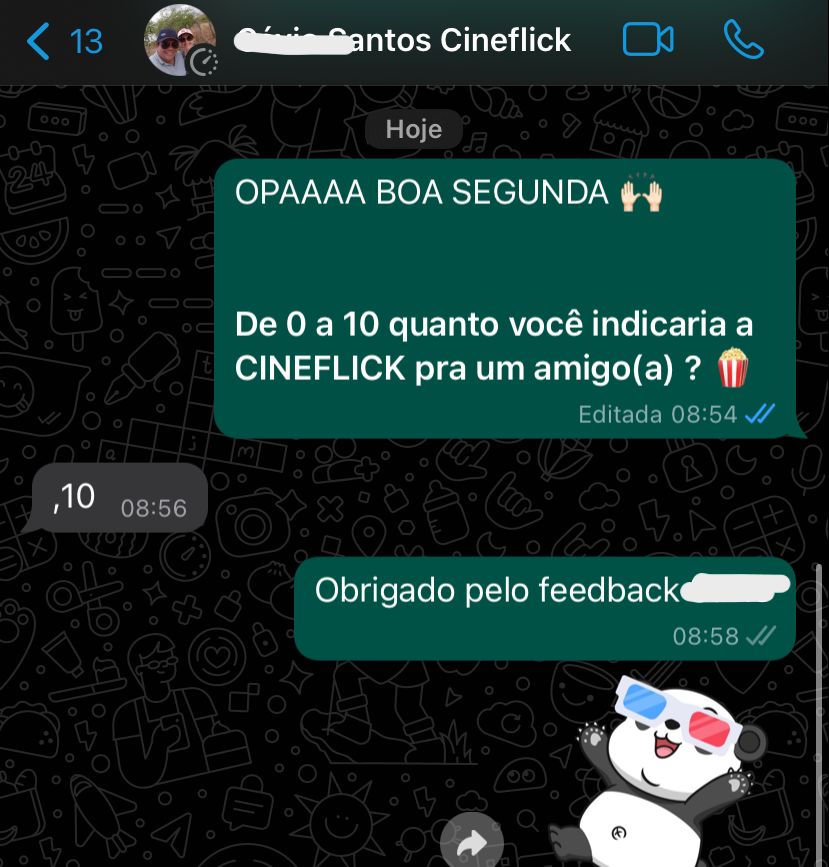 Foto de um cliente satisfeito com o CineFlic