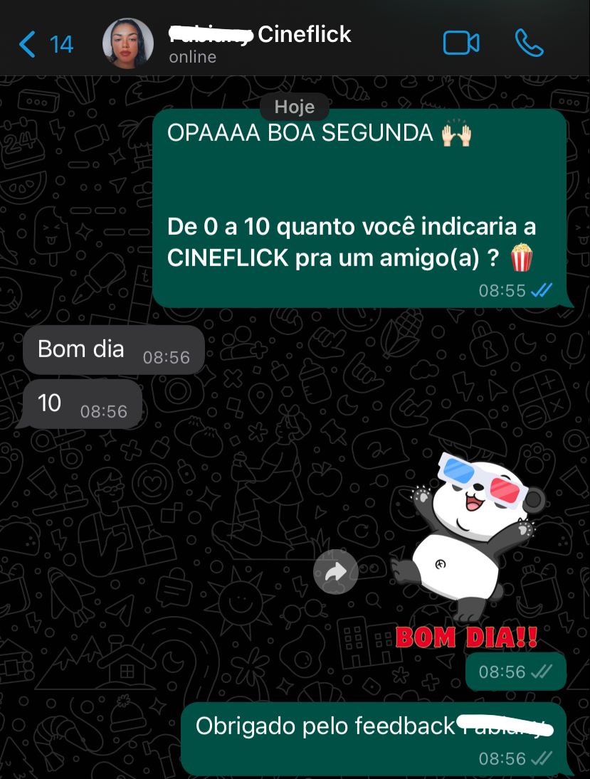 Foto de um cliente satisfeito com o CineFlic